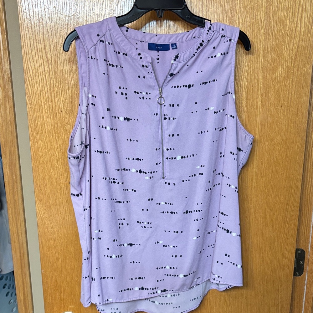 5 for $25 Apt. 9 Lavender Sleeveless Blouse